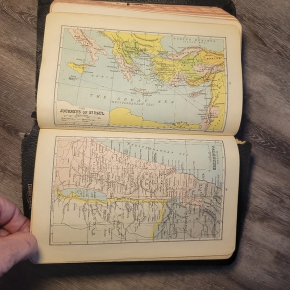 Holy Bible Concordance Collins Authorized KJV 1959 Black Leather Great‎ … - Picture 11 of 16